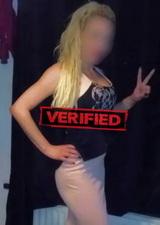 Evelyn tits Prostitute Hellebaek