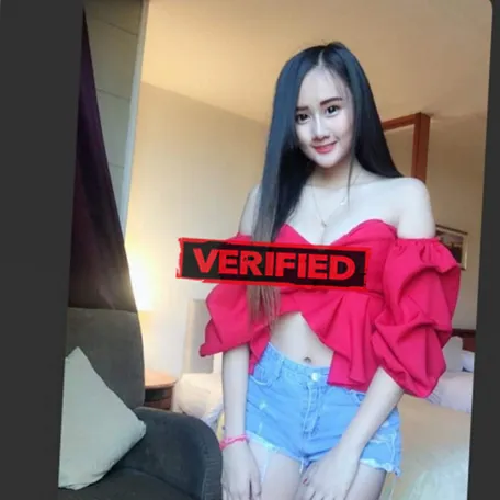 Amy strapon Prostitute Ungsang