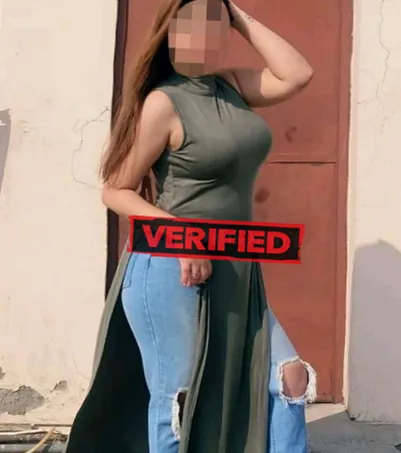 Alexandra anal Prostitute Mubarak al Kabir